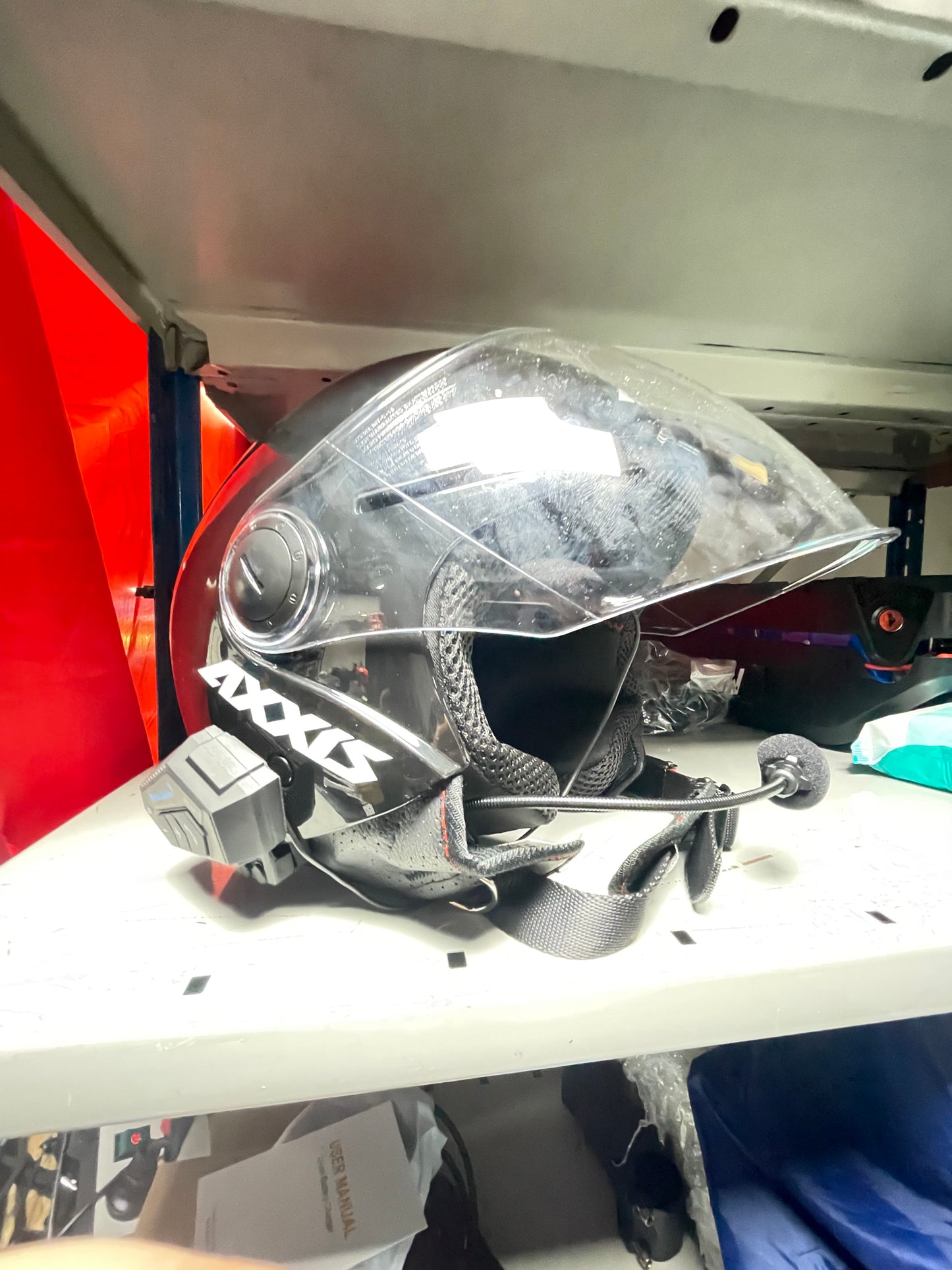 Helm audio systeem